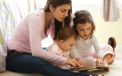 7 Tips Membuat Baby Sitter Betah Di Rumah